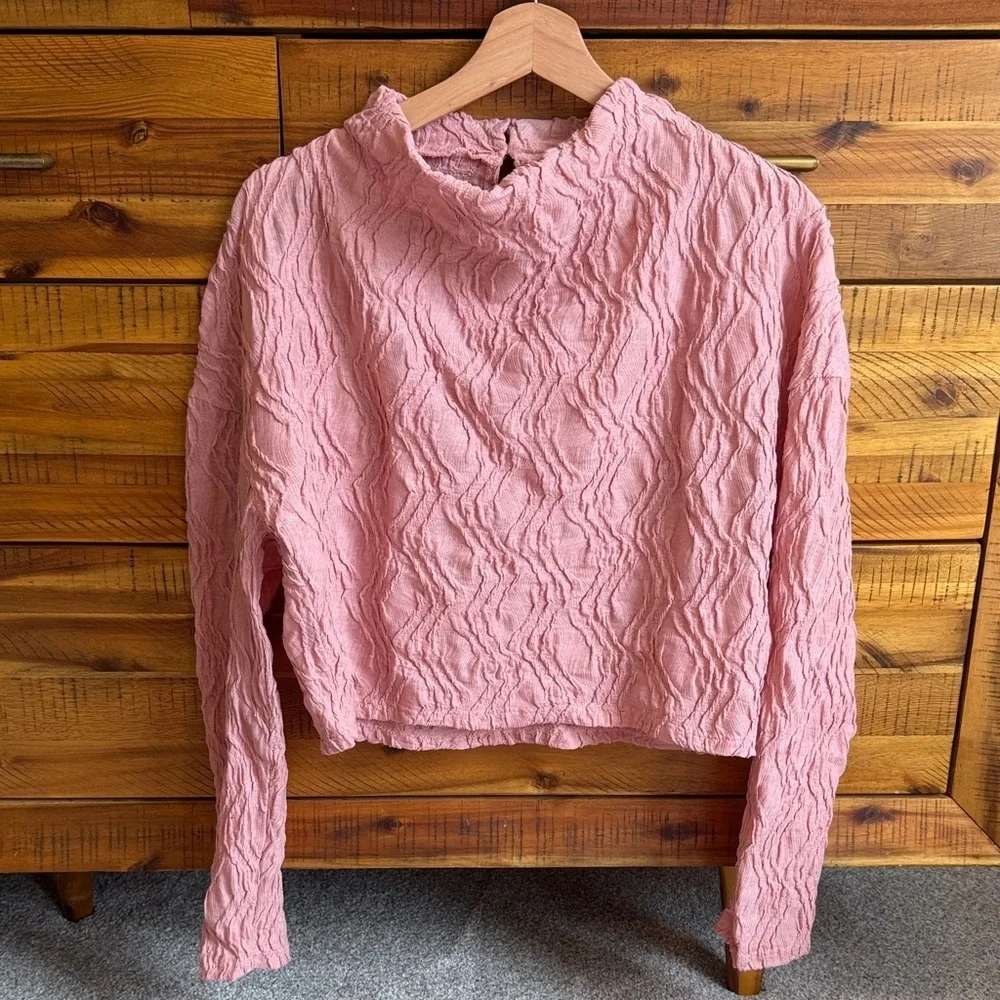 ANTHROPOLOGIE Textured Funnel-Neck Top - Pink Textured Long Sleeve Top